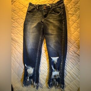KanCan Midrise Ankle Skinny Jeans Factory Distressed